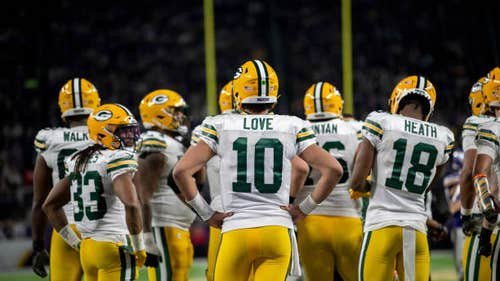 NFL Trending Image: Dallas Cowboys vs. Green Bay Packers Wild Card Round: Prediction, odds, picks